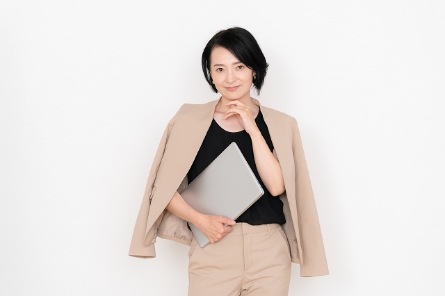 50歳 転職 女性 厳しい