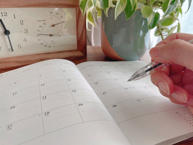 転職 面接 平日 休めない