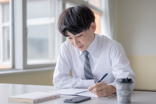 職務経歴書 書き方 市販