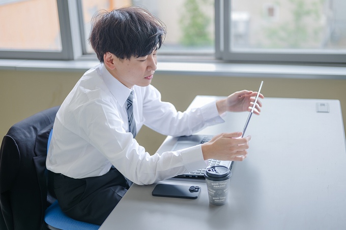 「転職 内定 承諾 後 不安 30 代」