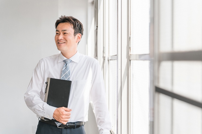 中途 採用 大学 職員